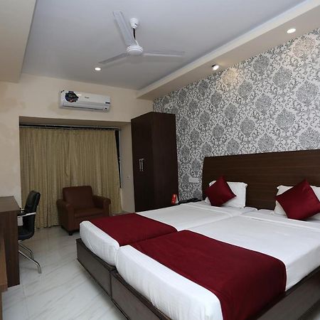 Hotel Railview Bhubaneswar Eksteriør billede
