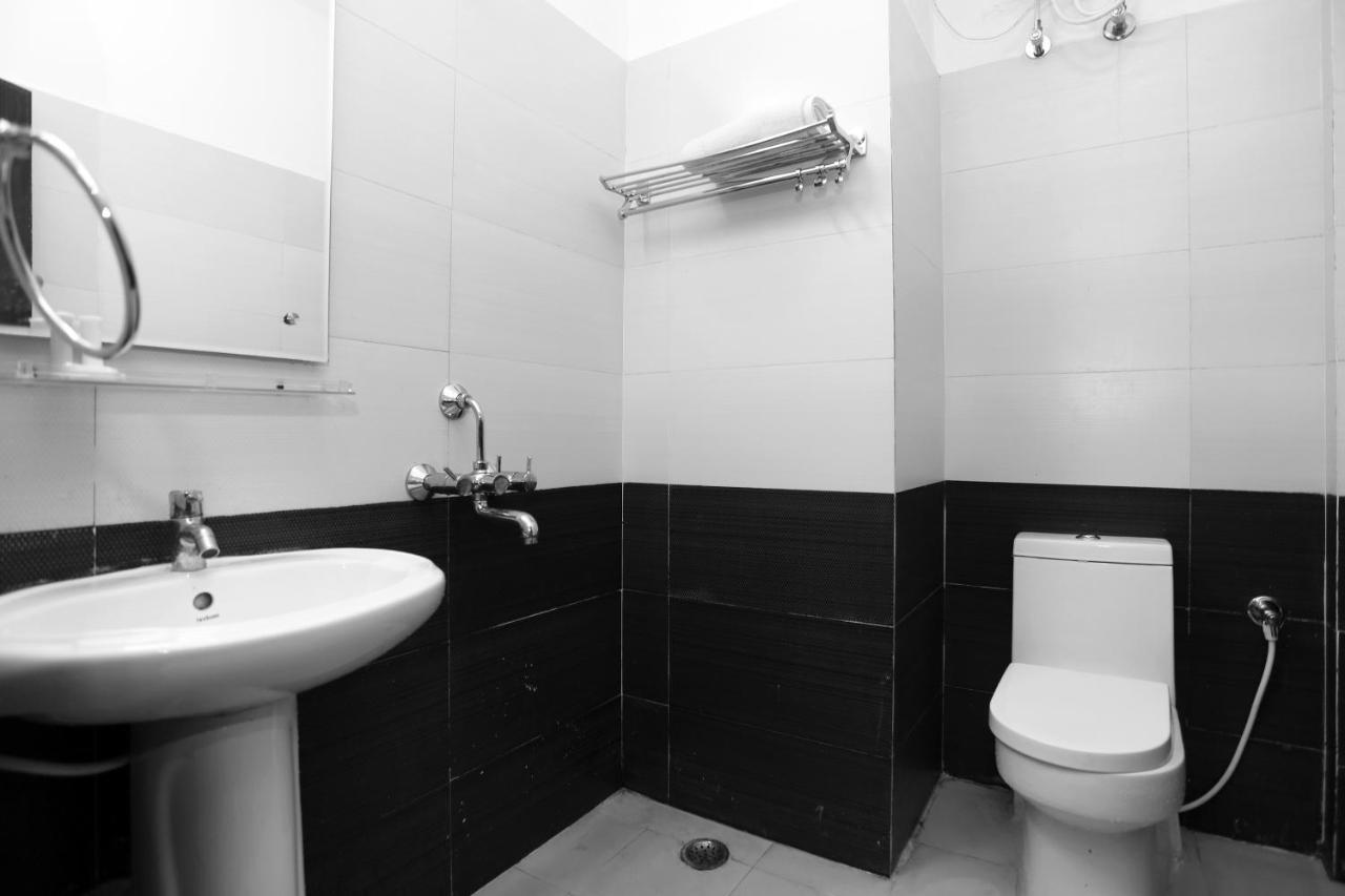 Hotel Railview Bhubaneswar Eksteriør billede