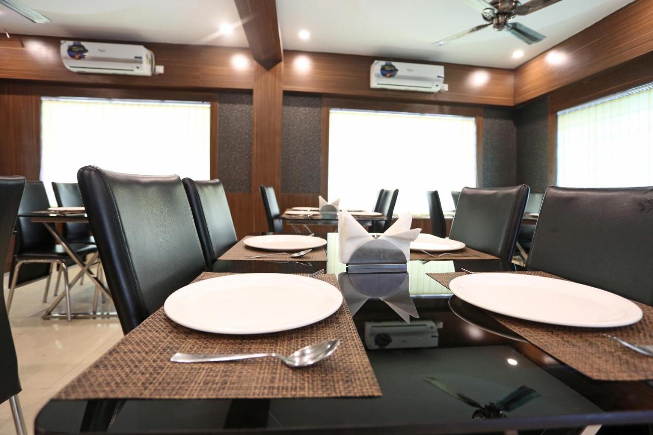 Hotel Railview Bhubaneswar Eksteriør billede